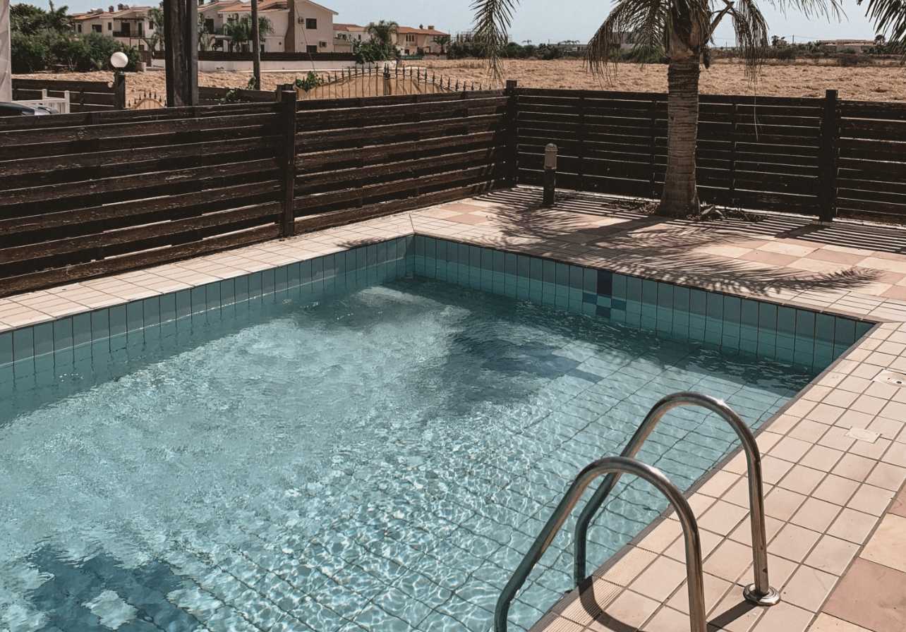 timber fence put up near pool in auckland