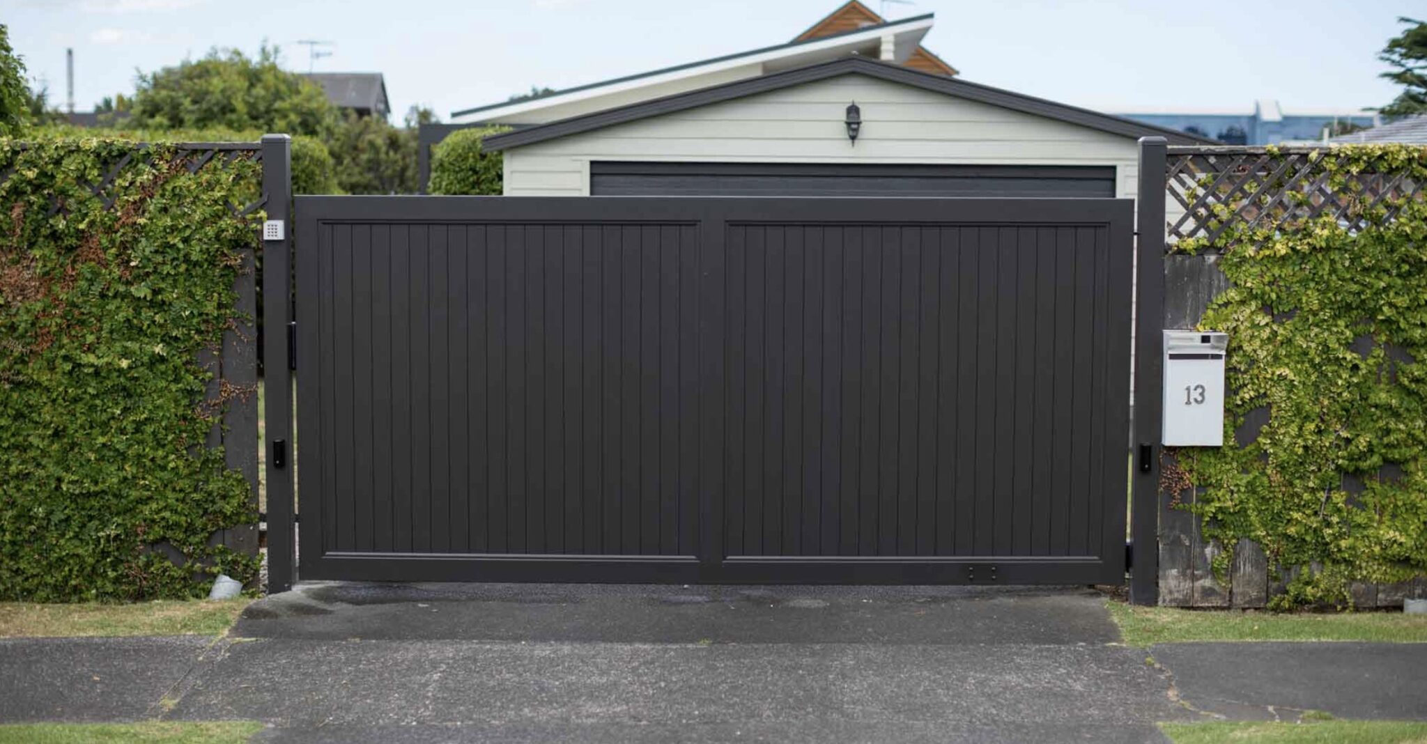 1 Rated Fence & Gate Company Auckland™ // Free Instant Quote